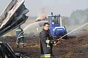 Strohhallenbrand in Fernwald